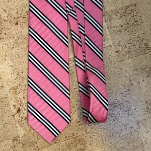 Brooks Brothers Classic Repp Tie Pink and Black Stripes Preppy Style 100% Silk